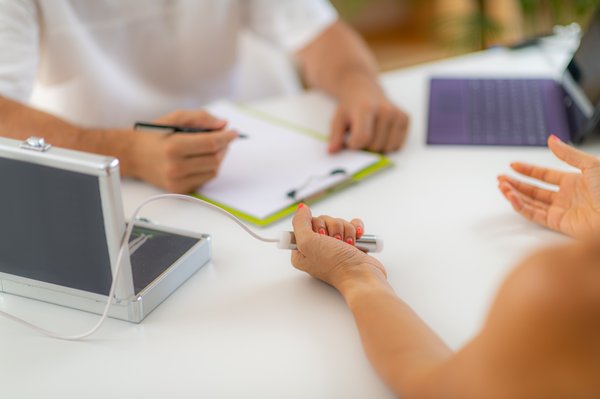 Thérapie quantique PRIME : Le chemin vers votre guérison énergétique